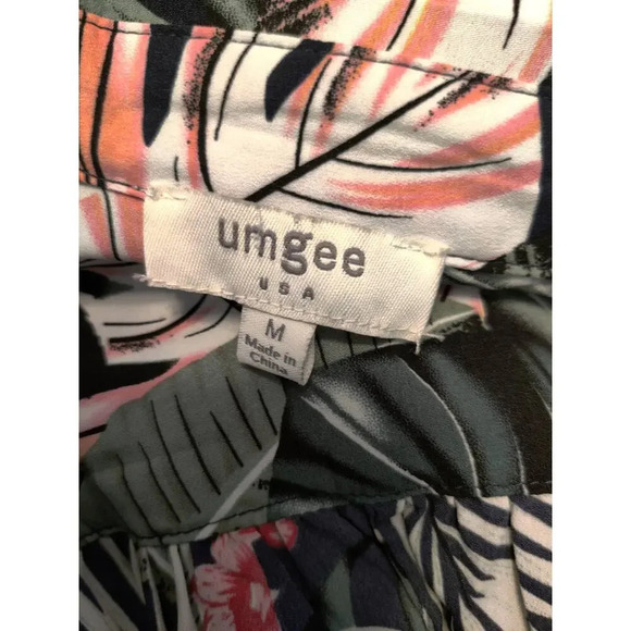 Umgee Tropical Tucan Leaf Forest Print Long Sleeve Shirt Button Up Size M - Picture 7 of 9